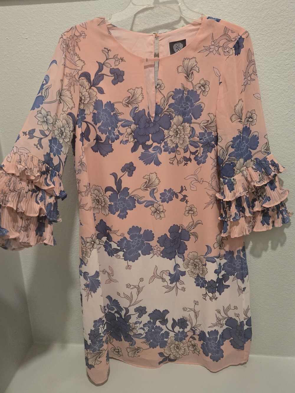 V8nce Camuto Dress
